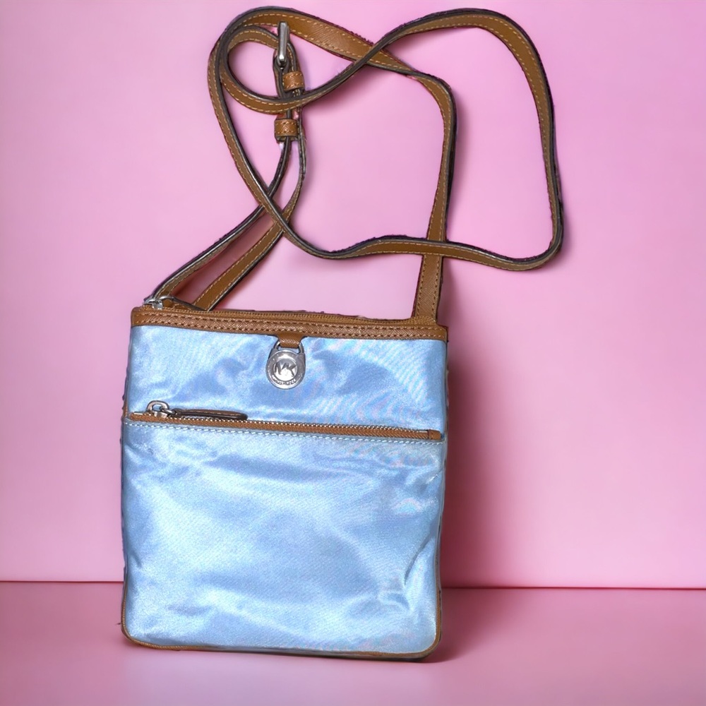 EUC MICHAEL Michael Kors Kempton Crossbody